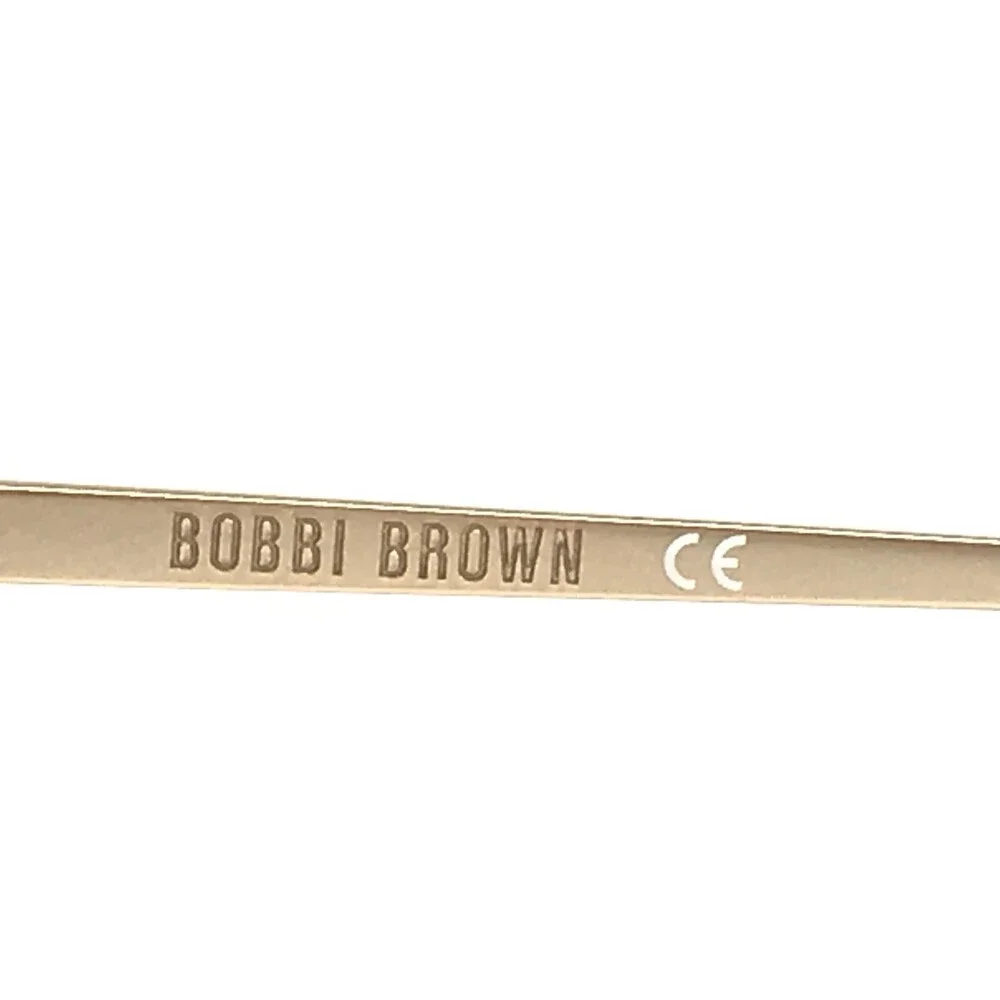 Bobbi Brown demo lenses